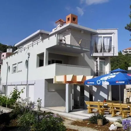 In With Balcony, Air Conditioning, Wifi 4328-2 Trogir
