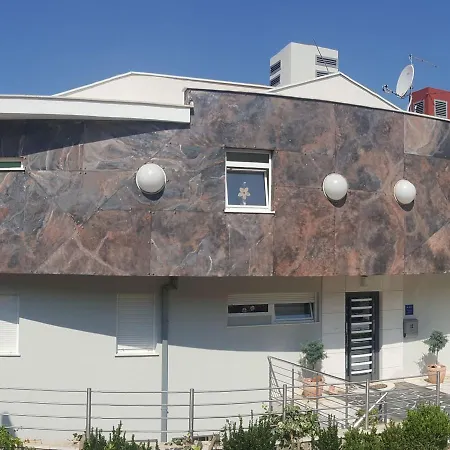 In With Balcony, Air Conditioning, Wifi 4328-2 Apartment *