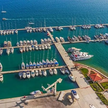 In With Balcony, Air Conditioning, Wifi 4328-2 * Trogir