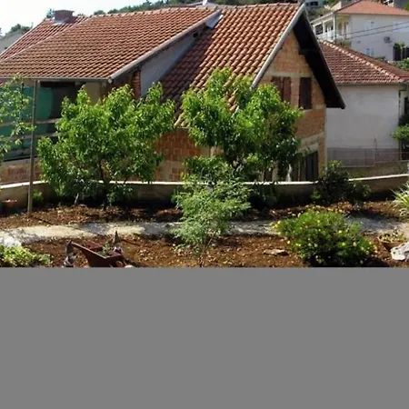 Apartment In With Balcony, Air Conditioning, Wifi 4328-2 Trogir