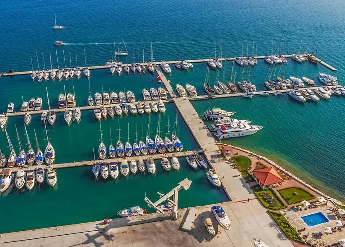 In With Balcony, Air Conditioning, Wifi 4328-2 * Trogir